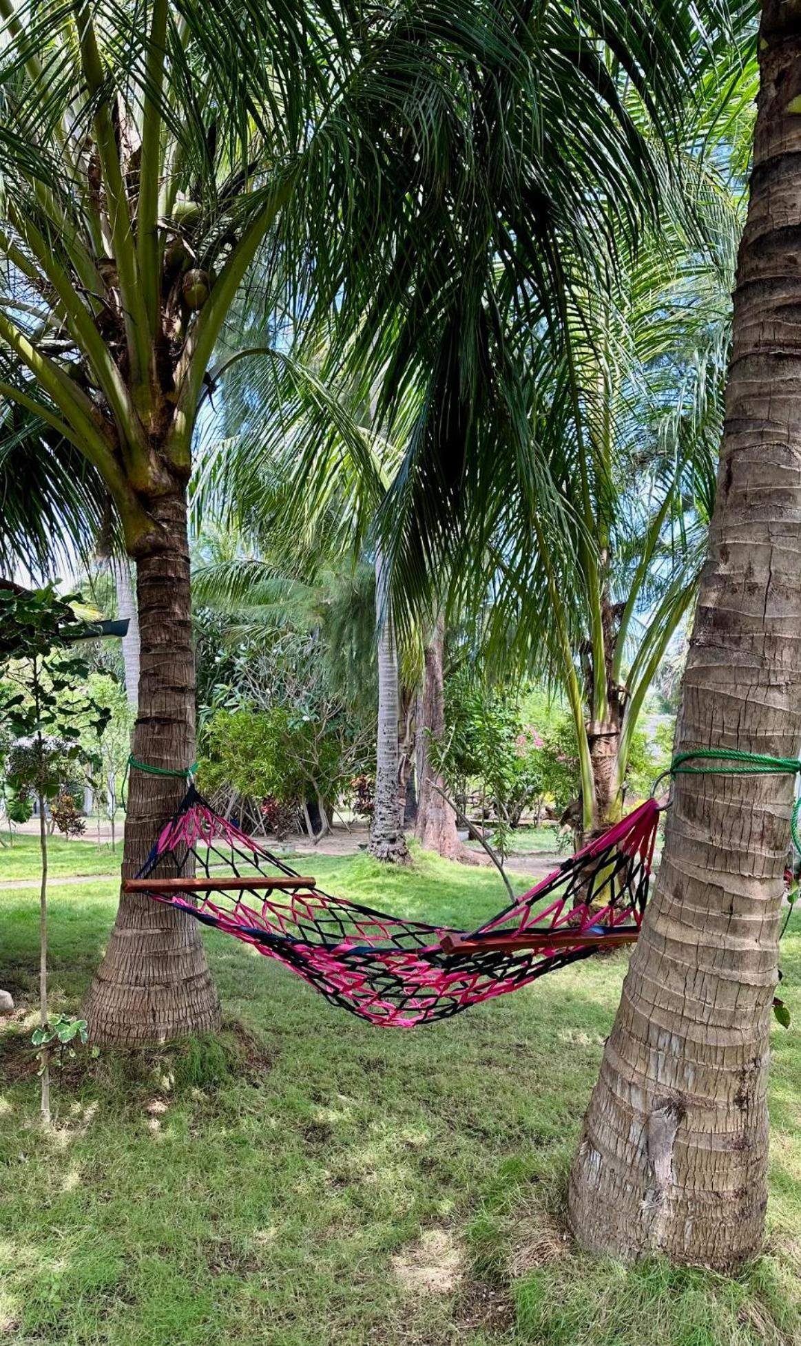 108 Palms Beach Resort Triquinimale Exterior foto