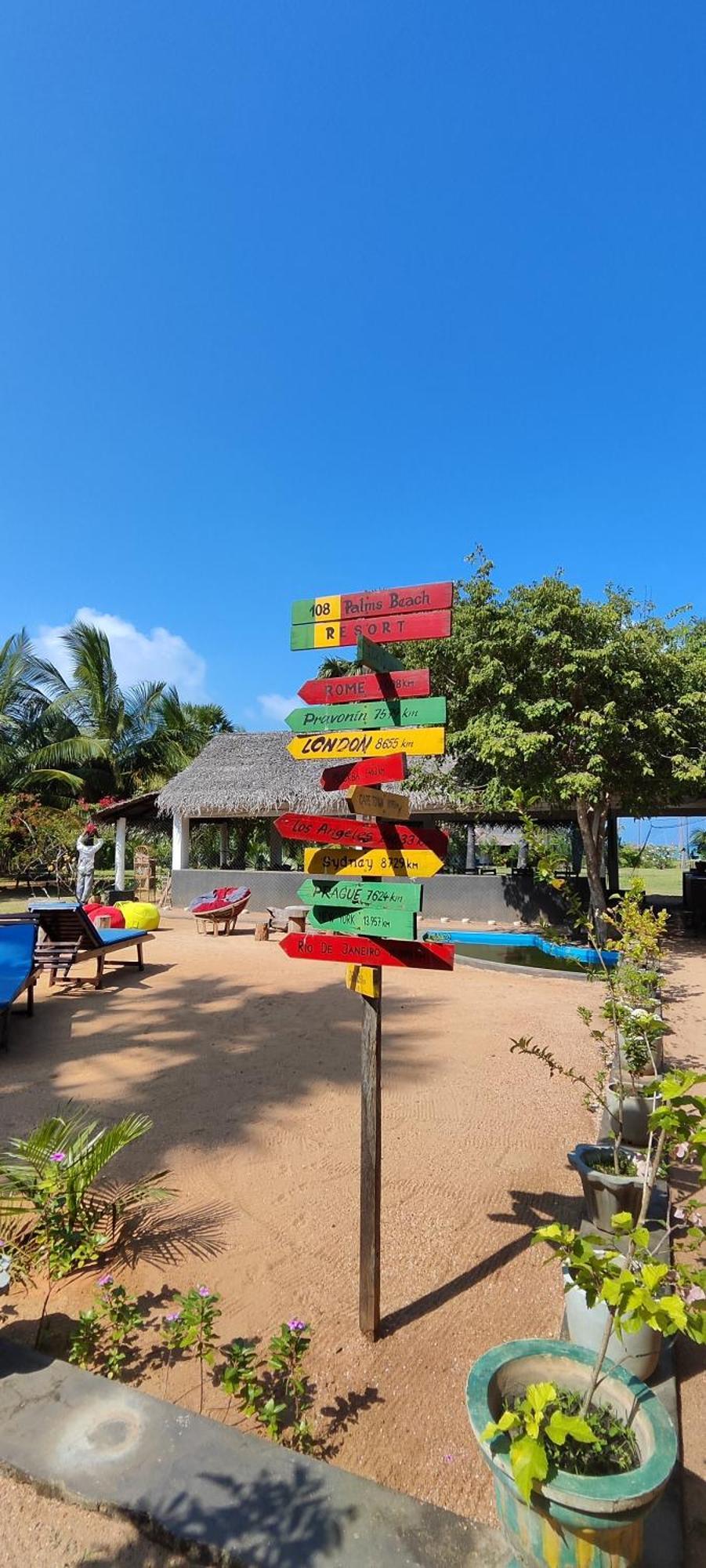 108 Palms Beach Resort Triquinimale Exterior foto